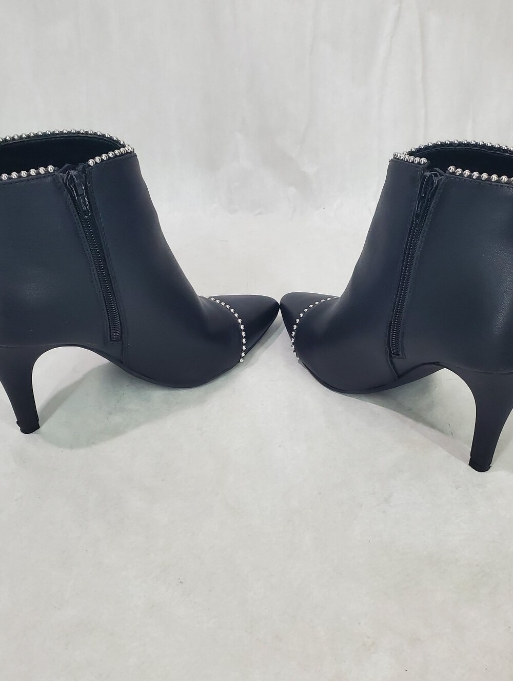Black studded Women's boots Size 8.5 Silver Studs Edgy Punk Maximalist Rocker - Picture 6 of 10
